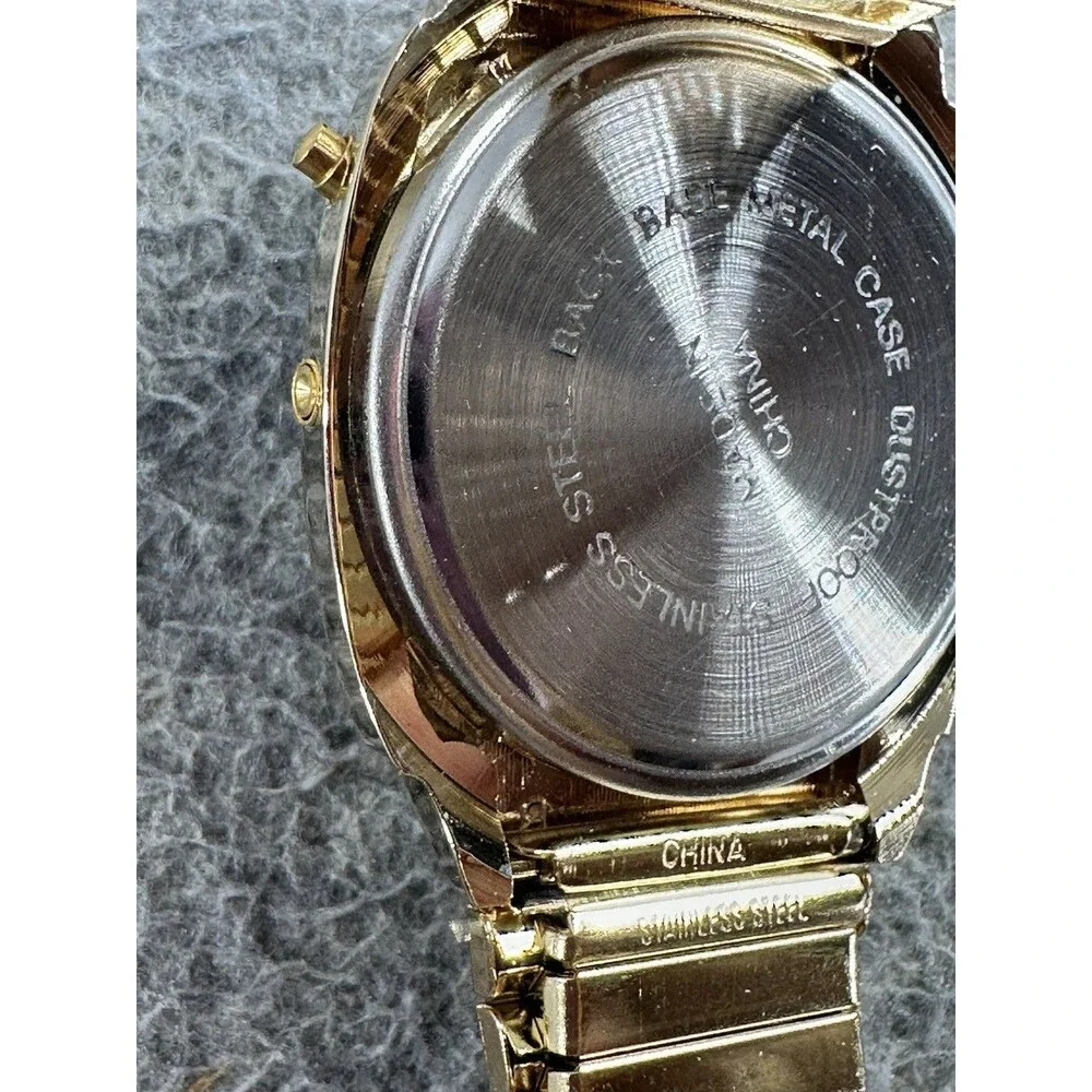 FORD Vintage 1970s Gold Tone Advertising Digital Quartz Wristwatch